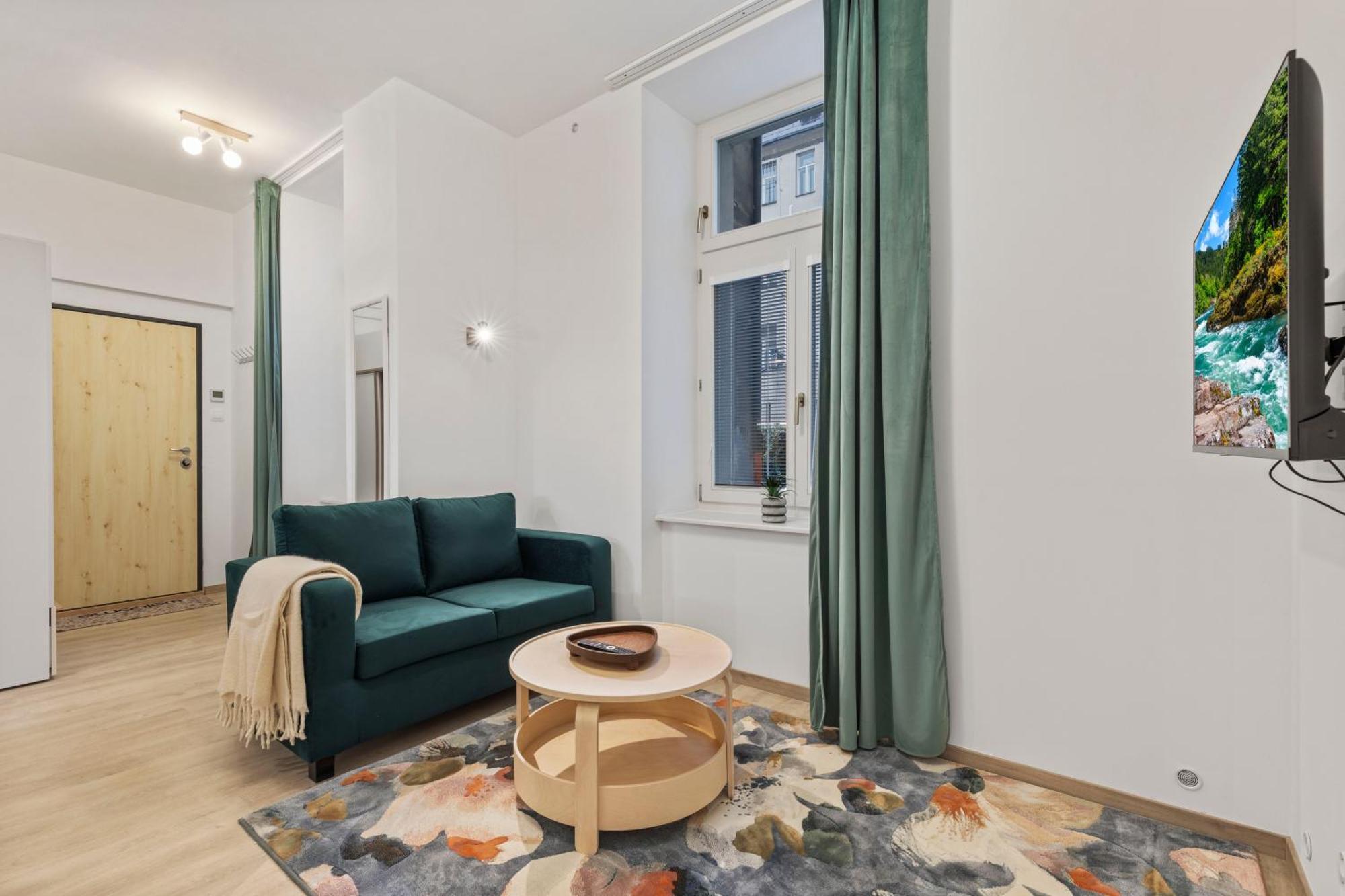 Garden Haven Studio In Old Town 布拉迪斯拉发 外观 照片